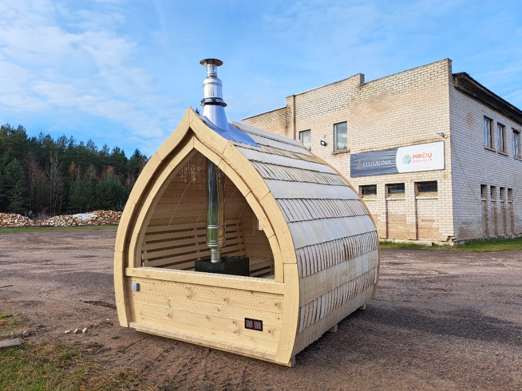 Iglu sauna with wood stove